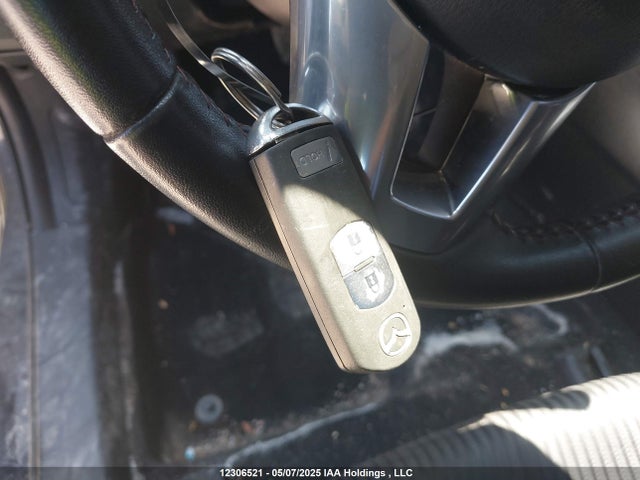 3MZBM1L75FM181465 Mazda pe