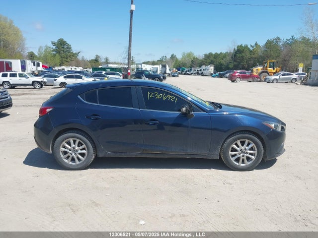3MZBM1L75FM181465 Mazda pe