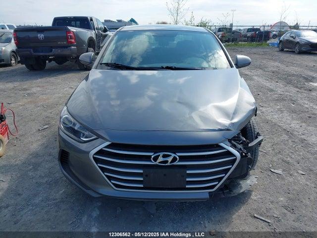 5NPD74LF8JH335998 Hyundai mpi nu