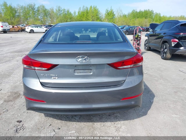 5NPD74LF8JH335998 Hyundai mpi nu