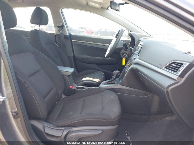 5NPD74LF8JH335998 Hyundai mpi nu