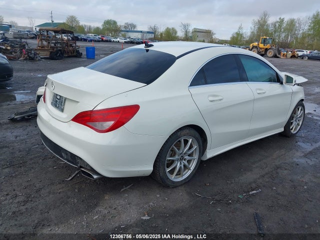 WDDSJ4EB2FN214822 Mercedes-Benz 2015