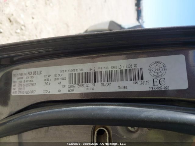 1C6RR7TT9HS571151 RAM 2017