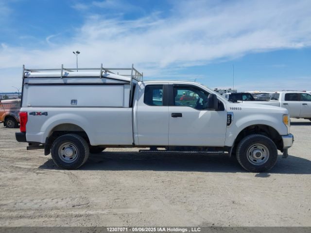 1FT7X2B6XHEC26097 Ford F250 Super Duty
