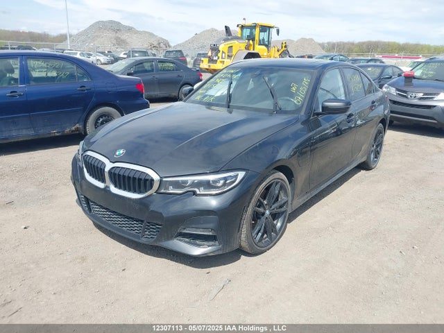 BMW 2021 2021 WBA5P9C0XMFL52214 Image 2