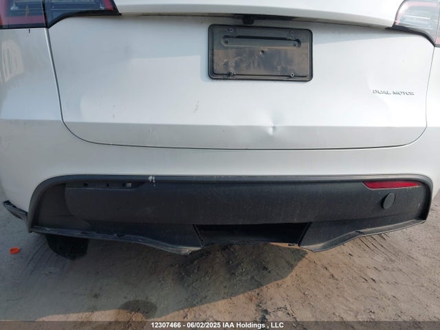 7SAYGDEE9RF230499 Tesla Model Y