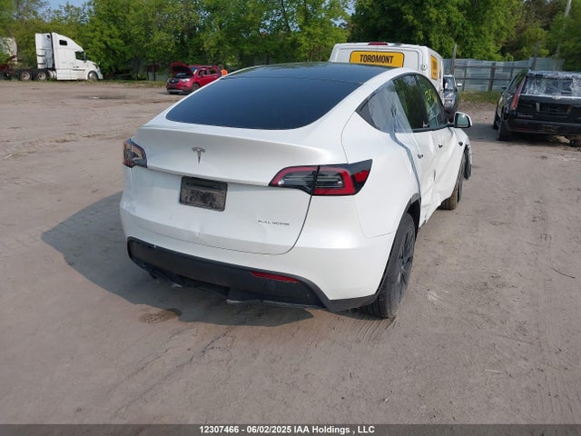 7SAYGDEE9RF230499 Tesla Model Y