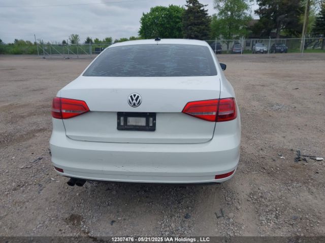 3VW2K7AJXFM423349 Volkswagen Jetta 2.0l Trendline/2.0l Trendline+