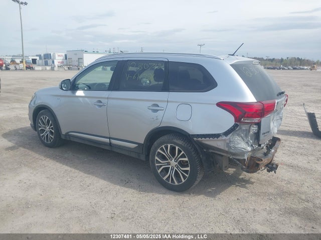JA4JZ3AXXGZ611726 Mitsubishi Outlander