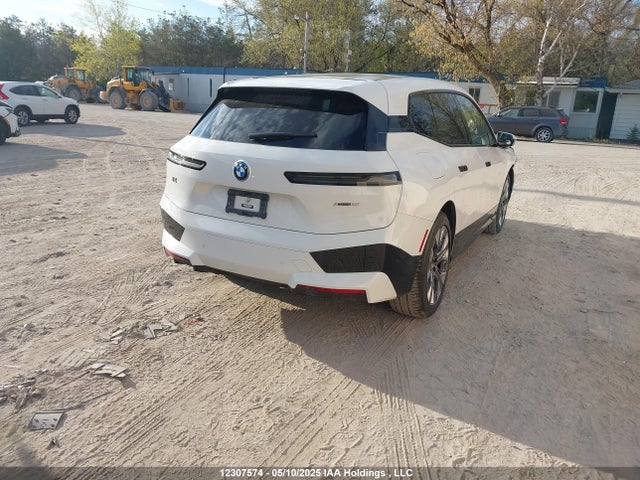 WB523CF08PCM34213 BMW Ix