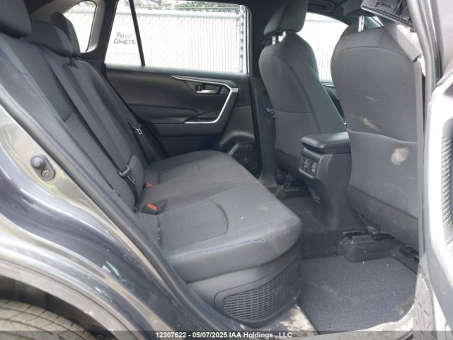 2T34WRFV8SW261415 Toyota RAV4 SE