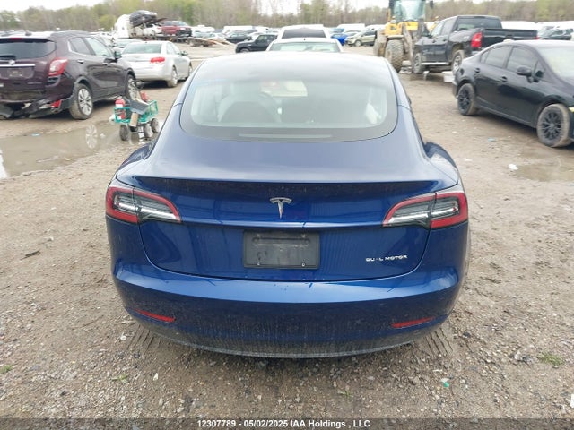 5YJ3E1EB7NF154258 Tesla MODEL 3
