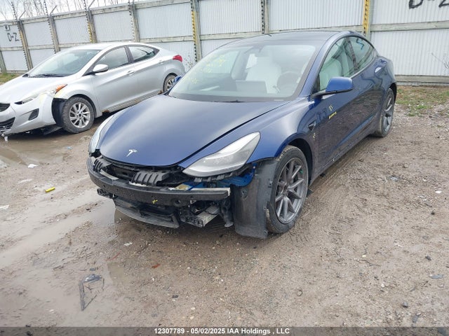 5YJ3E1EB7NF154258 Tesla MODEL 3