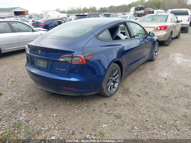5YJ3E1EB7NF154258 Tesla MODEL 3