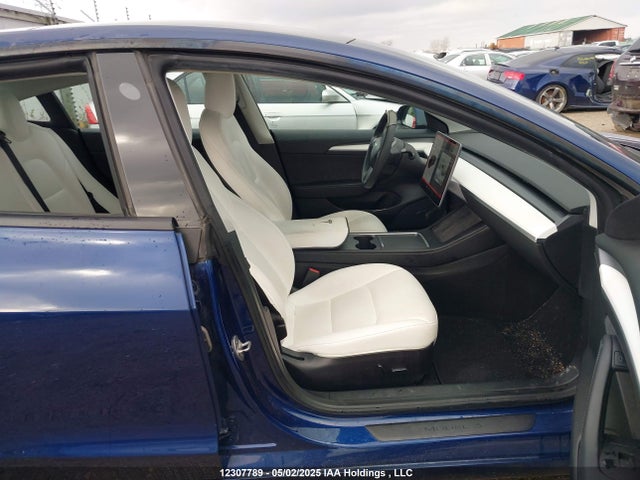 5YJ3E1EB7NF154258 Tesla MODEL 3