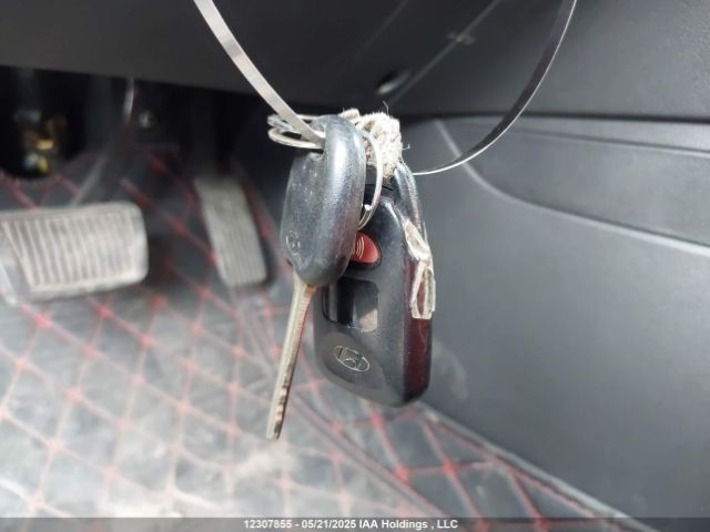 KMHD84LF8JU644269 Hyundai ELANTRA GL
