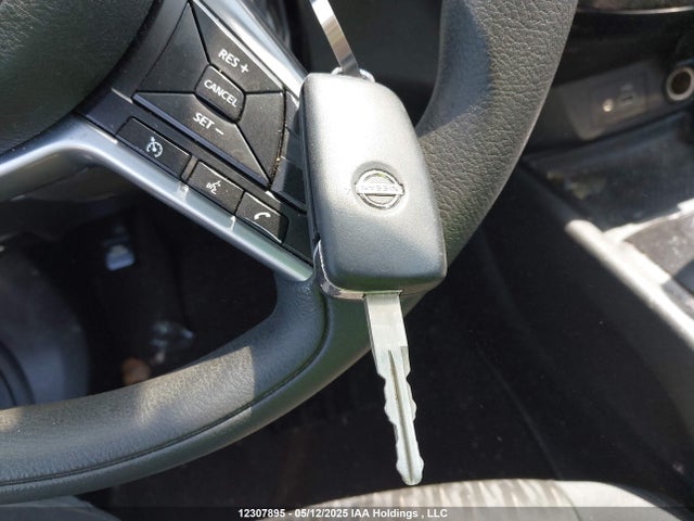 5N1AT2MV0KC712759 Nissan Rogue