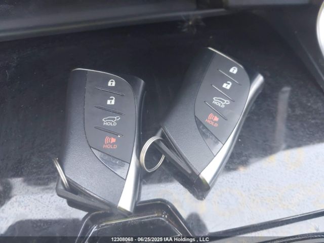 2T2BAMCA9RC052582 Lexus t24a-fts