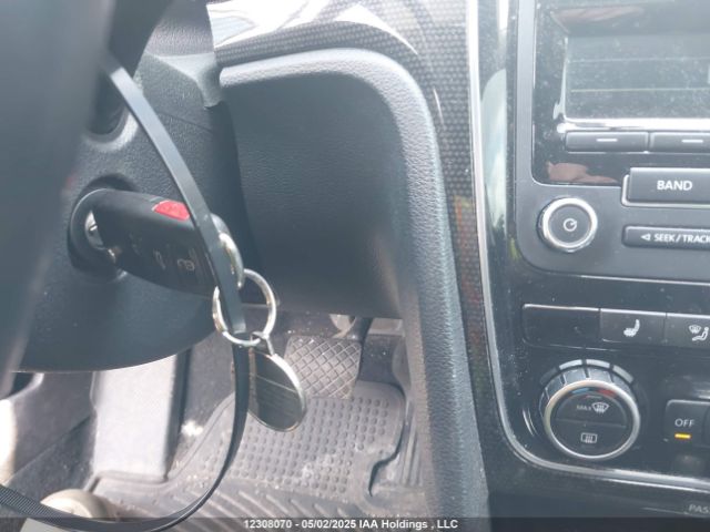1VWBN7A35EC112775 Volkswagen 2014