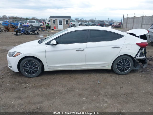 KMHD84LF3HU314324 Hyundai 2017