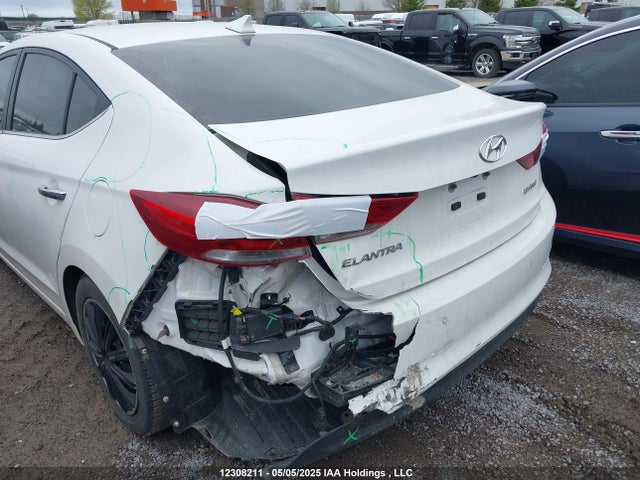 KMHD84LF3HU314324 Hyundai 2017