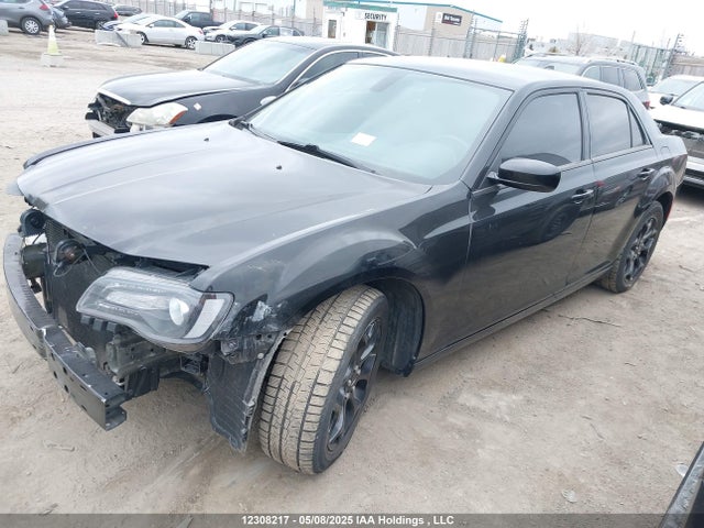 Chrysler 300 S 2019 2C3CCAGG0KH640564 Image 2