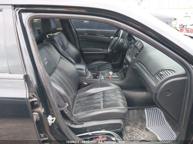 Chrysler 300 S 2019 2C3CCAGG0KH640564 Image 5