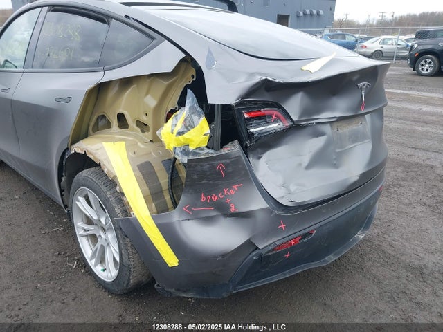 7SAYGDEE3PF772601 Tesla 2023