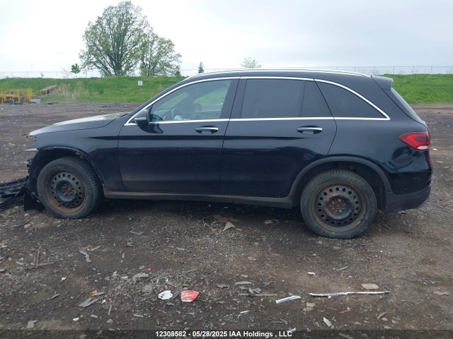 W1N0G8EB5NV384963 Mercedes-Benz Glc 300 4matic