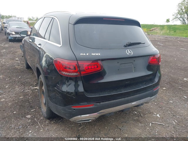 W1N0G8EB5NV384963 Mercedes-Benz Glc 300 4matic