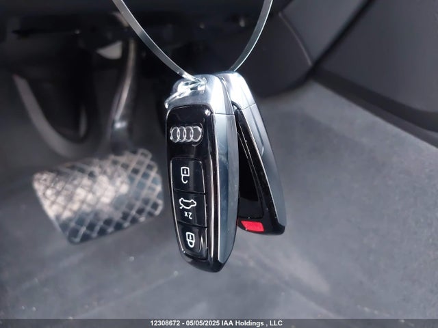 WA1MXBF73ND021349 Audi 55 tfsi