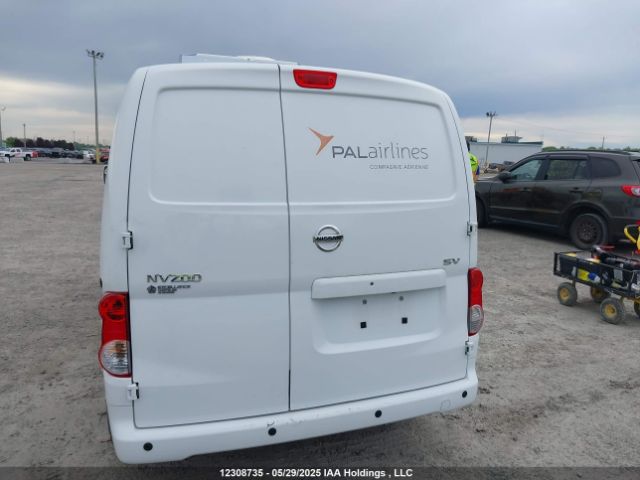 3N6CM0KNXMK704437 Nissan 2021