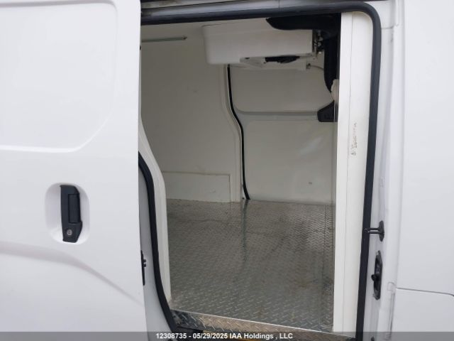 3N6CM0KNXMK704437 Nissan 2021