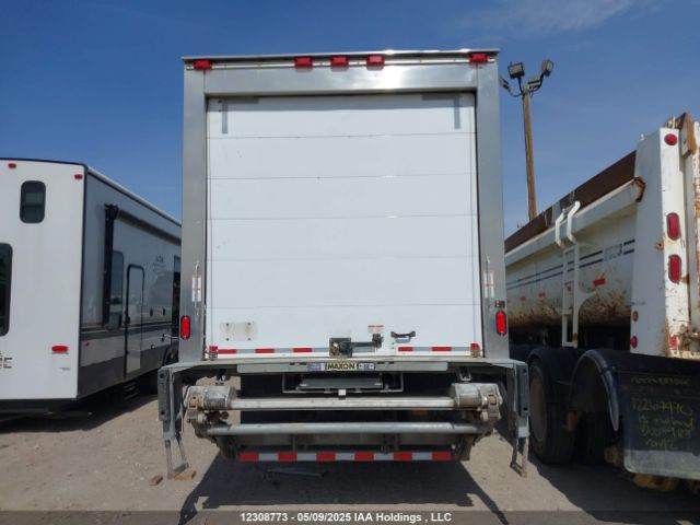 3ALACXFD0LDLZ0225 Freightliner M2 106