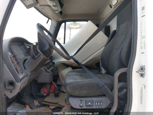 3ALACXFD0LDLZ0225 Freightliner M2 106