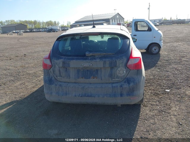 1FADP3K23EL401437 Ford 2014