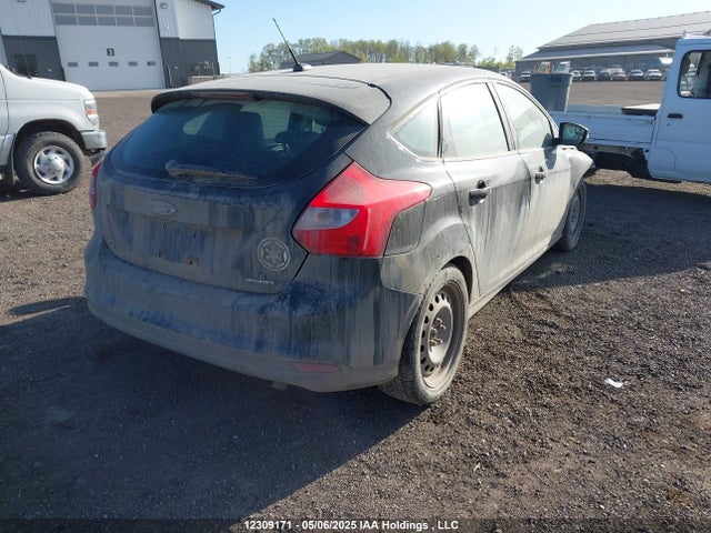 1FADP3K23EL401437 Ford 2014