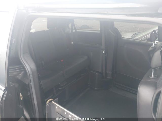 2C4RDGCG7LR180438 Dodge Grand Caravan Sxt