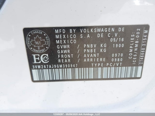 3VW267AJ9GM390947 Volkswagen 2016