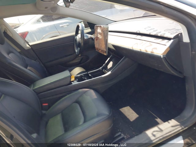 Tesla 2019 2019 5YJ3E1EA5KF321493 Image 5