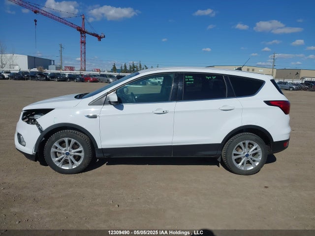 12309490 :رقم المزاد ، 1FMCU0GD7KUB39866 vin ، 2019 Ford Escape Se مزاد بيع