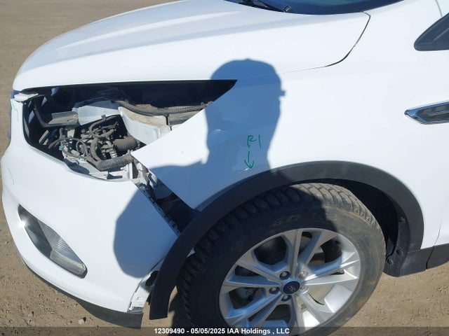 12309490 :رقم المزاد ، 1FMCU0GD7KUB39866 vin ، 2019 Ford Escape Se مزاد بيع
