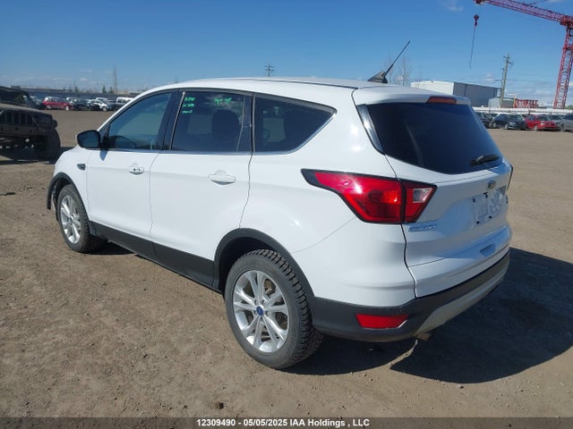 12309490 :رقم المزاد ، 1FMCU0GD7KUB39866 vin ، 2019 Ford Escape Se مزاد بيع