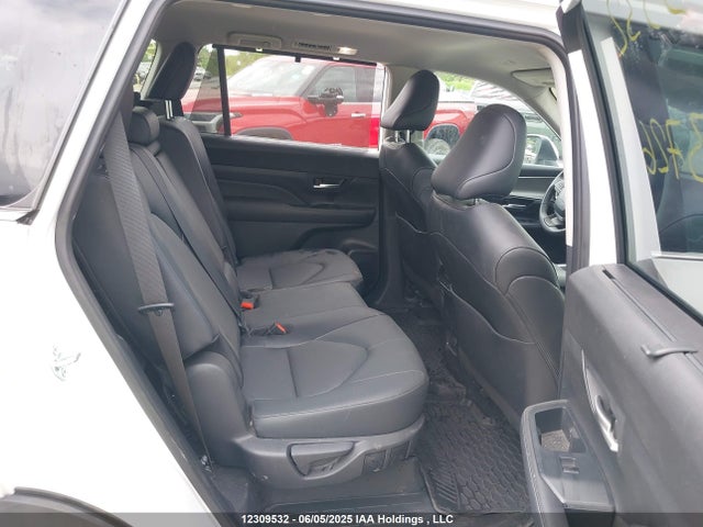 Toyota t24a-fts 2024 5TDAAAB58RS033726 Image 8