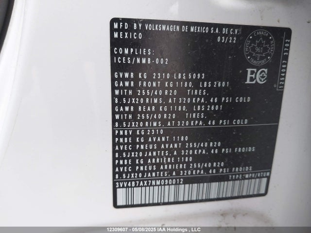 3VV4B7AX7NM090012 Volkswagen Tiguan