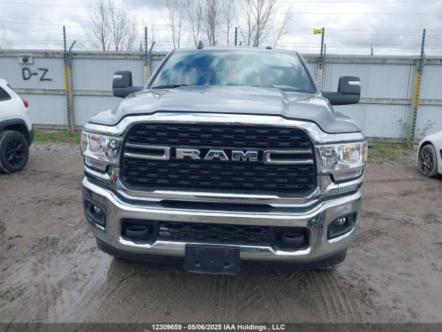 3C63R3DJ8RG414246 RAM 3500 Big Horn