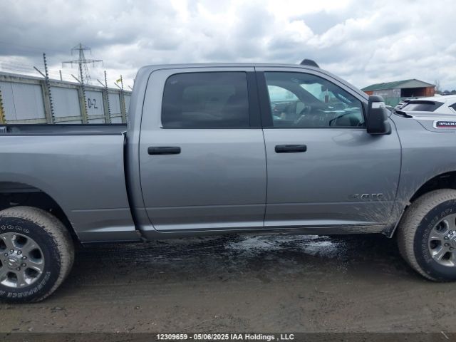 3C63R3DJ8RG414246 RAM 3500 Big Horn