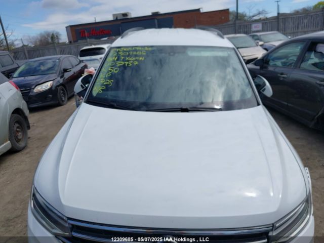 3VVFB7AX6RM035937 Volkswagen TIGUAN S