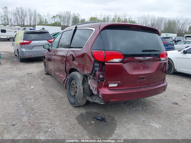 Chrysler 2019 2019 2C4RC1DG7KR644924 Image 3