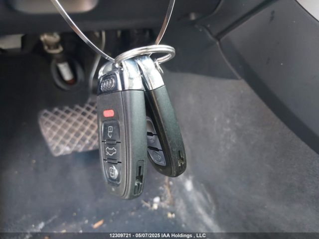 WA1CFCFP2EA086702 Audi Q5